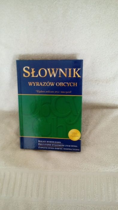 słownik wyrazów obcych