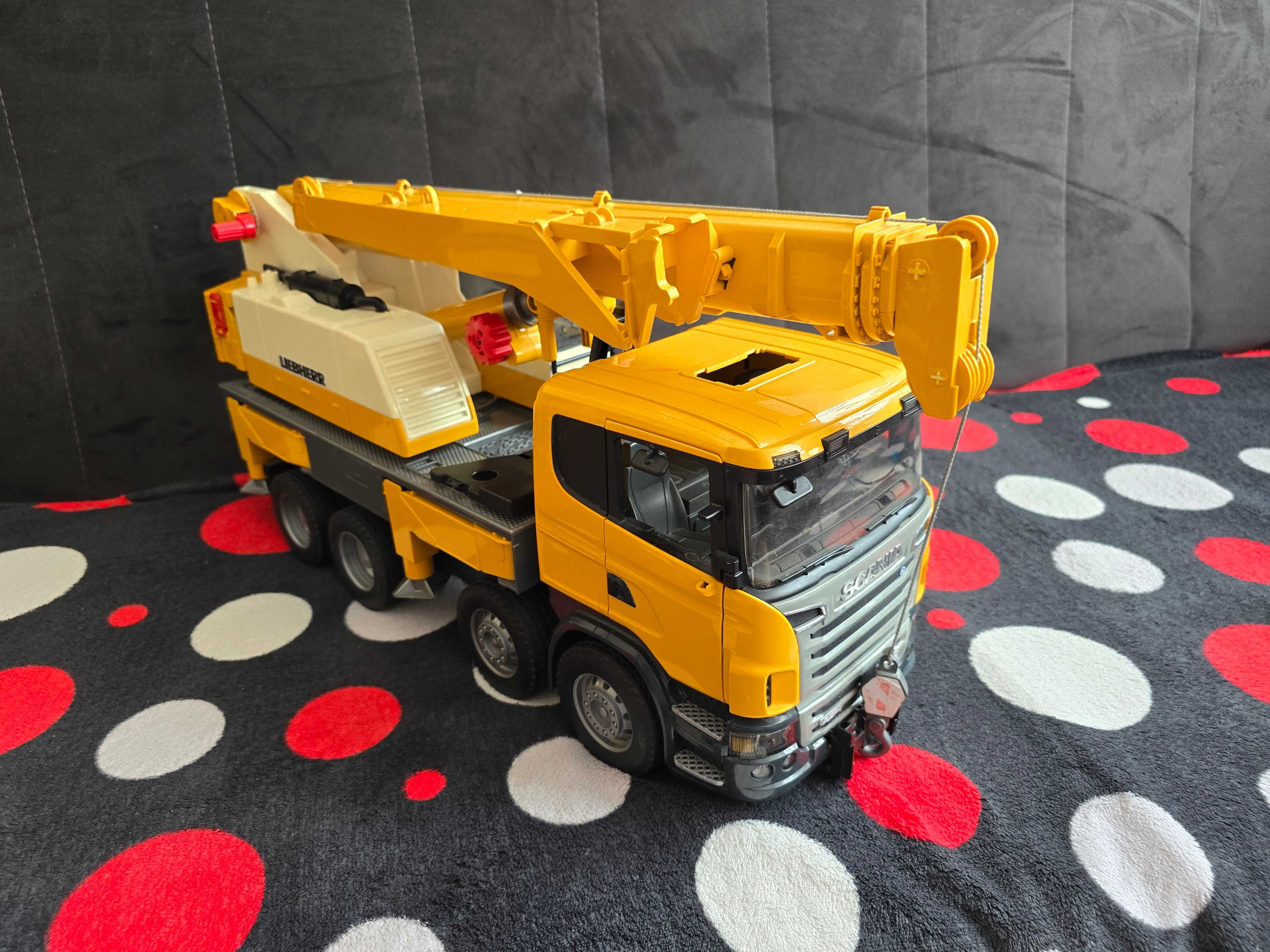 Bruder dźwig Scania Super 560R Liebherr Ciężarówka z dźwigiem