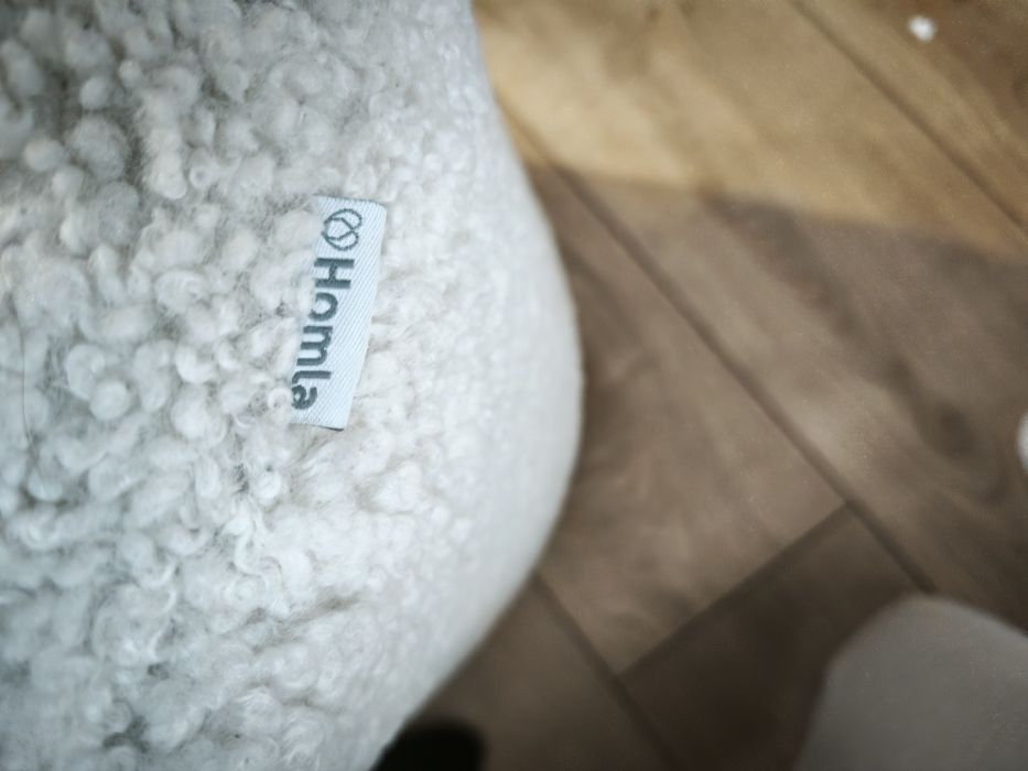 Pufa biała siedzisko baranek Homla