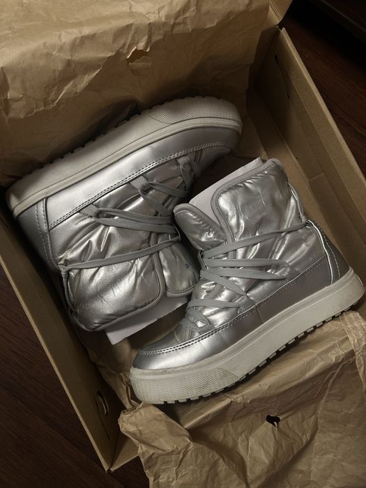 Теплі зимові черевики, дутики