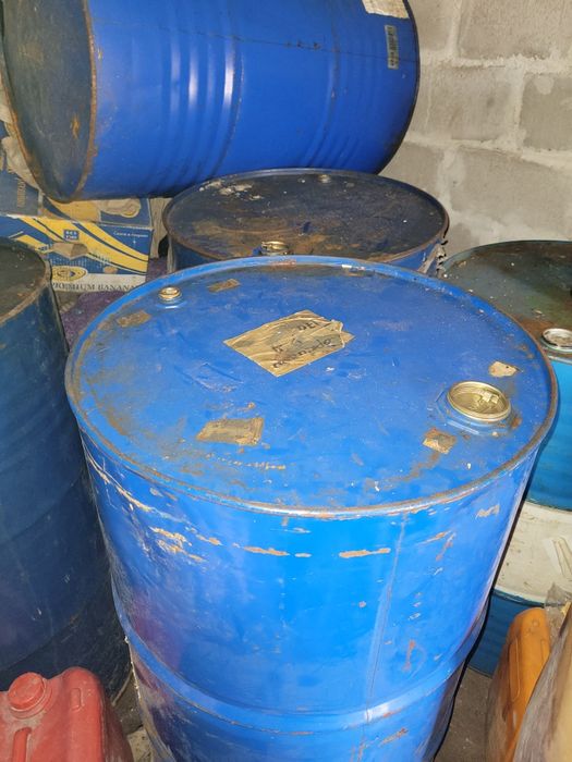 Продам бочки 200 литров