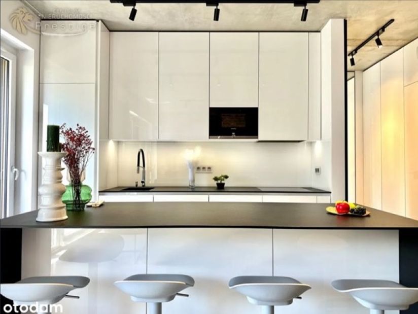 Mieszkanie z tarasem i pełnym wyposażeniem!