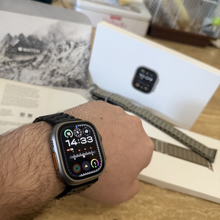 Apple Watch Ultra 2 49mm Titanium