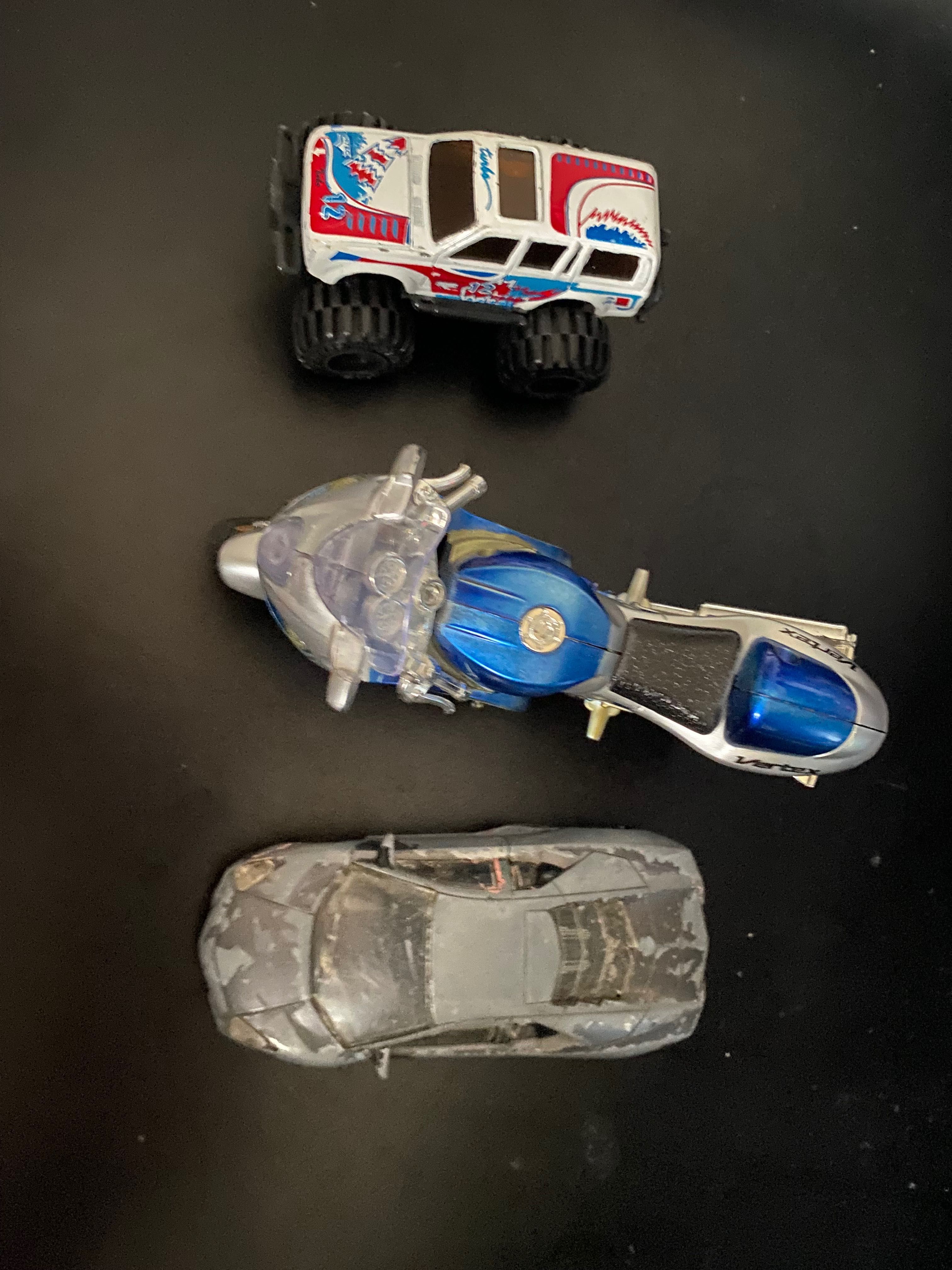 Mix 3 pojazdów motor auto