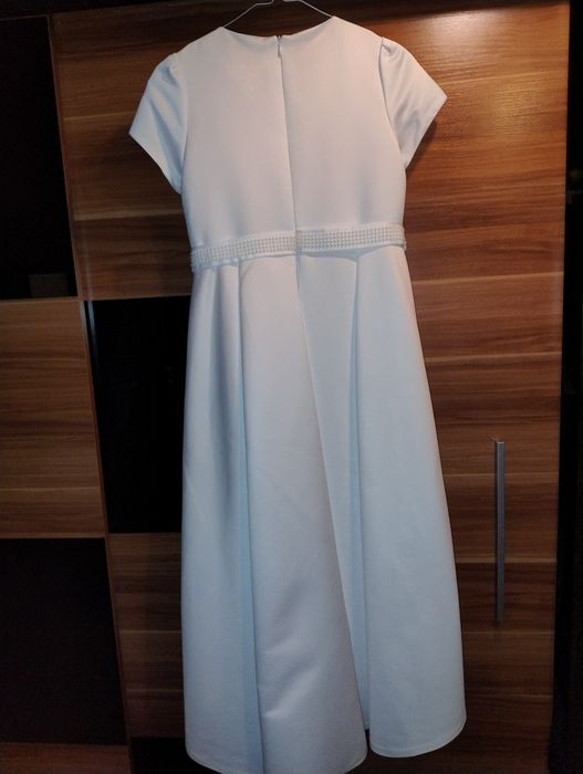 Alba komunijna plus 3 sweterki ,sukienka