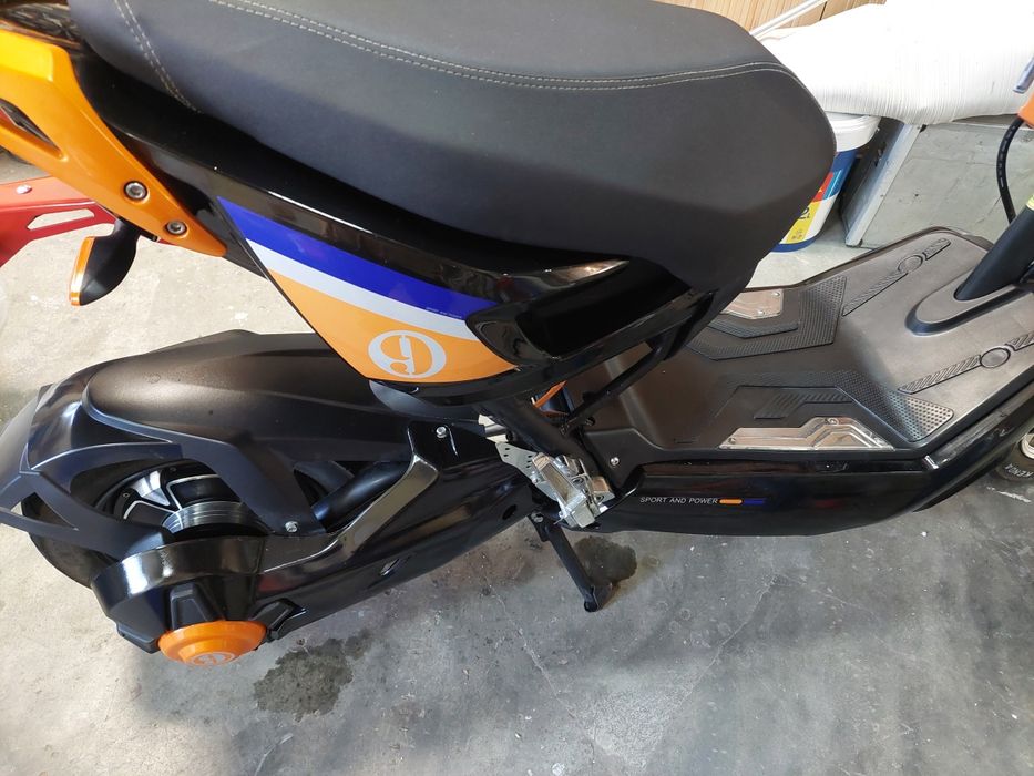 Scooter elétrica sem carta
