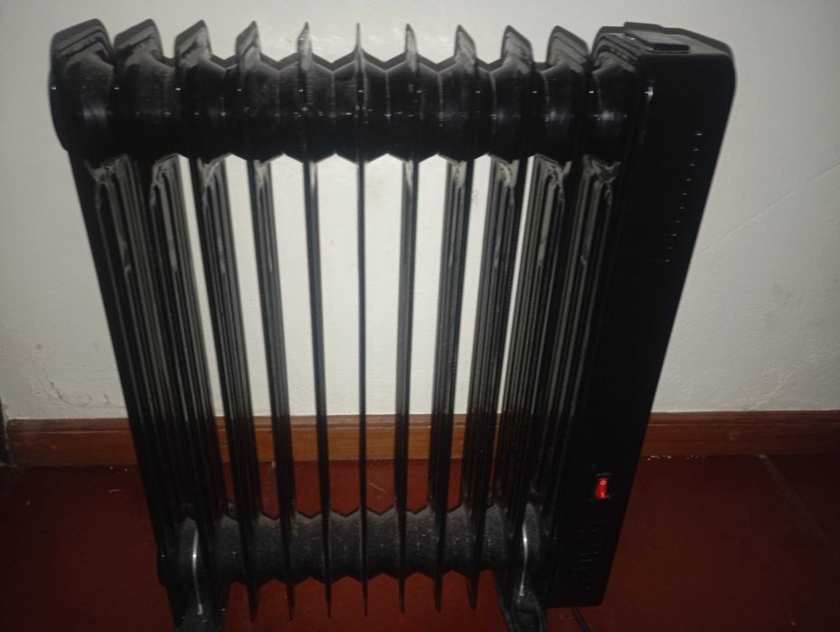 Radiador a óleo com WiFi