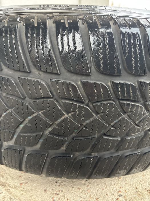 Гума Goodyear ultragrip perfomance 225/40/18 зимові, 5mm