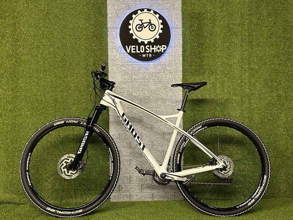 Карбоновий велосипед Ghost HTX 3