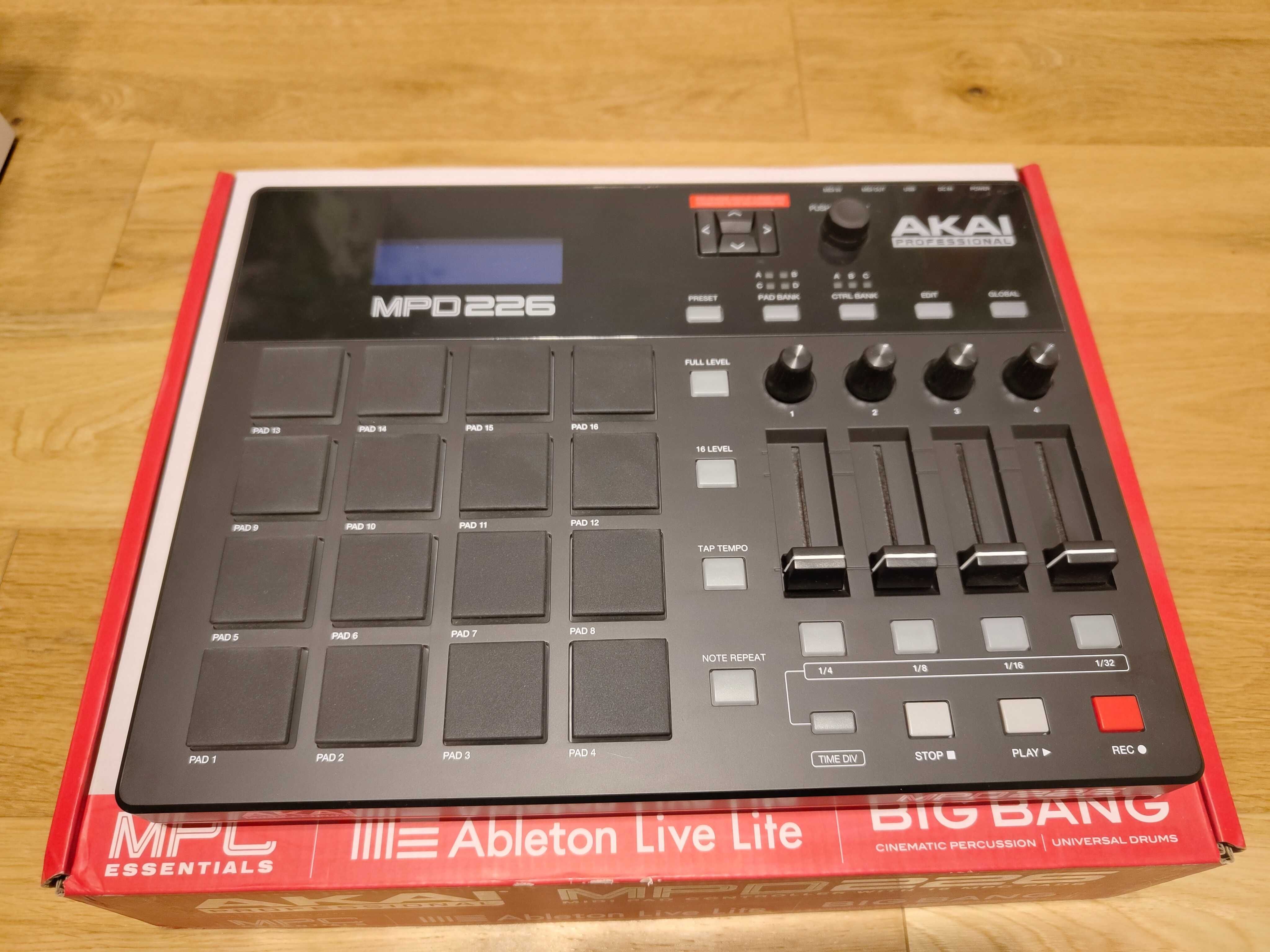 Akai MPD 226 - Kontroler USB/MIDI