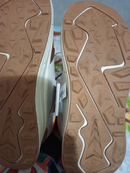 Хайтопы кроссовки Zara  Оригинал!  38( 24.5 см)