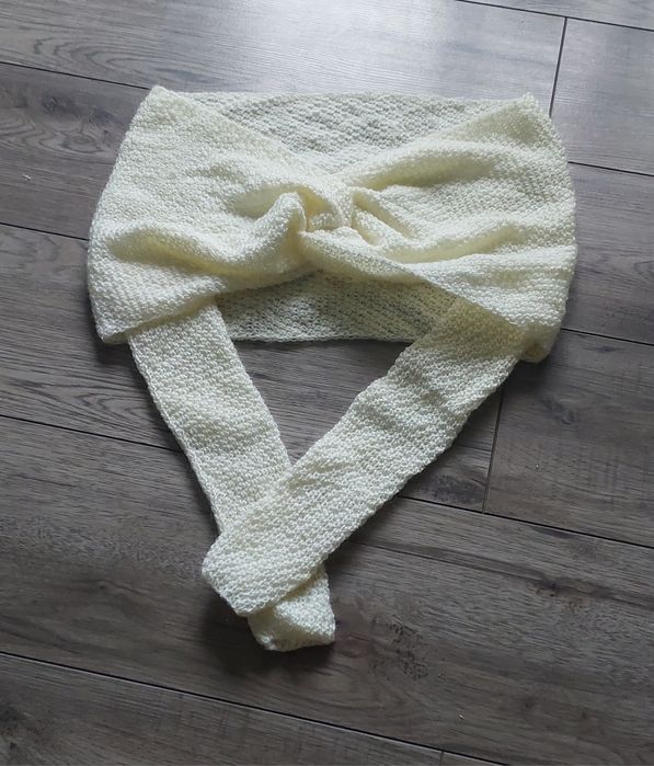 Etola śmietankowa ecru dzianinowa