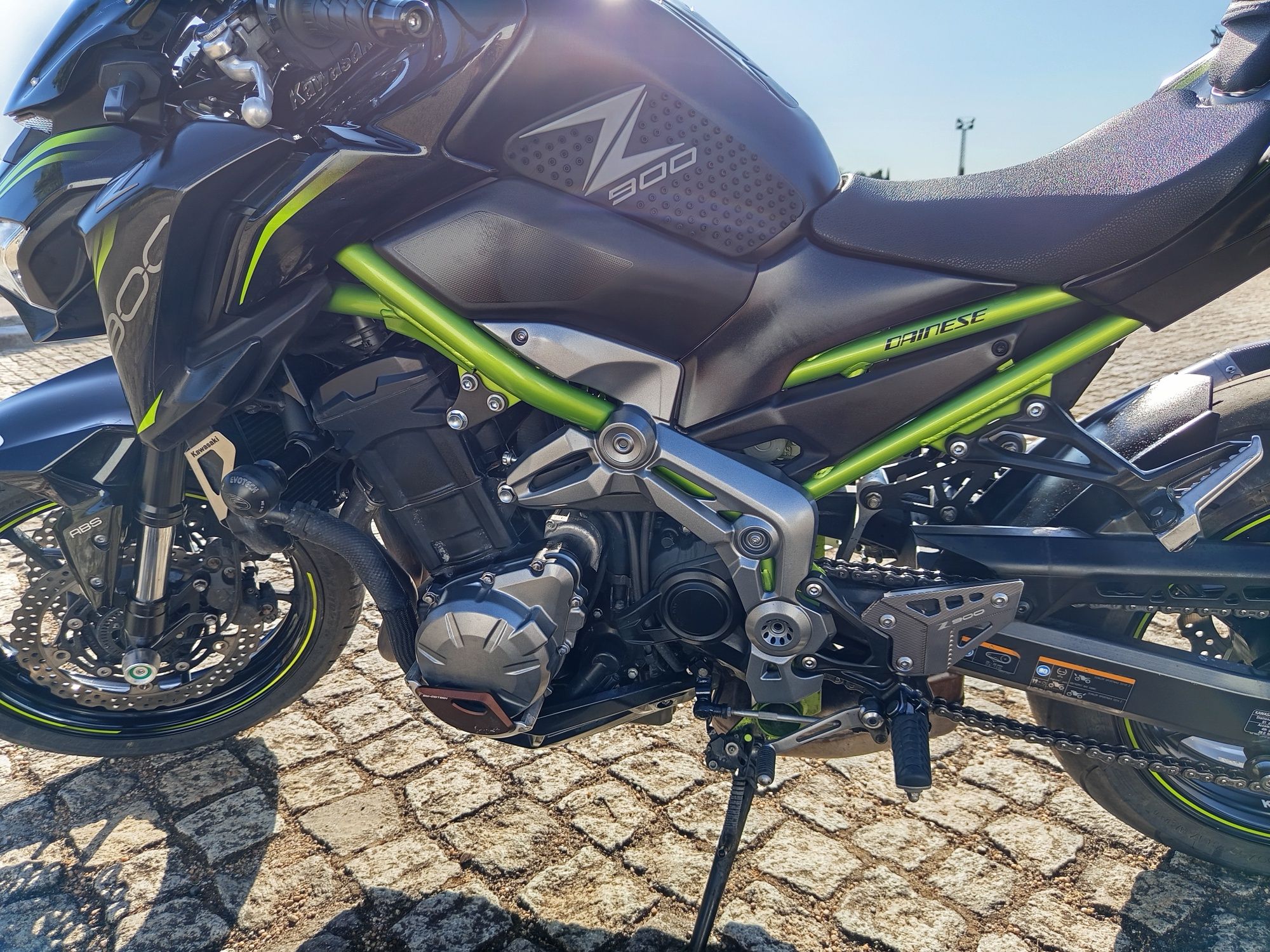Kawasaki z900 ano 2020