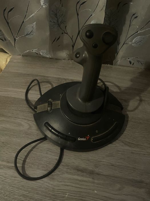 Игровий джойстик для ПК та Телевізора