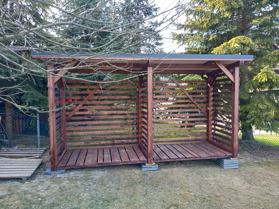 Drewutnia 4mx1.2m składzik