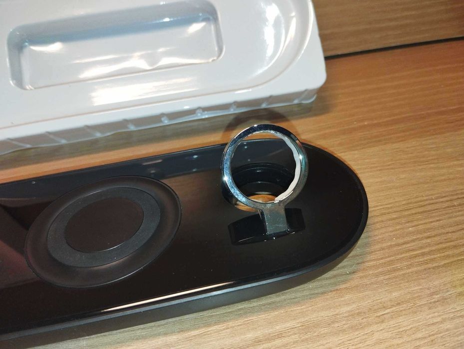 Ładowarka Indukcyjna - 5 w 1