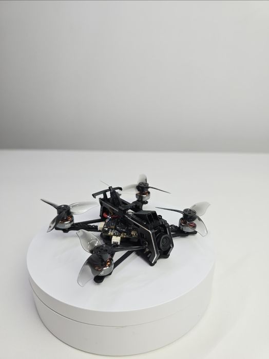 HGLRC Draknight ERLS 2.4. Новий потужний 2inch