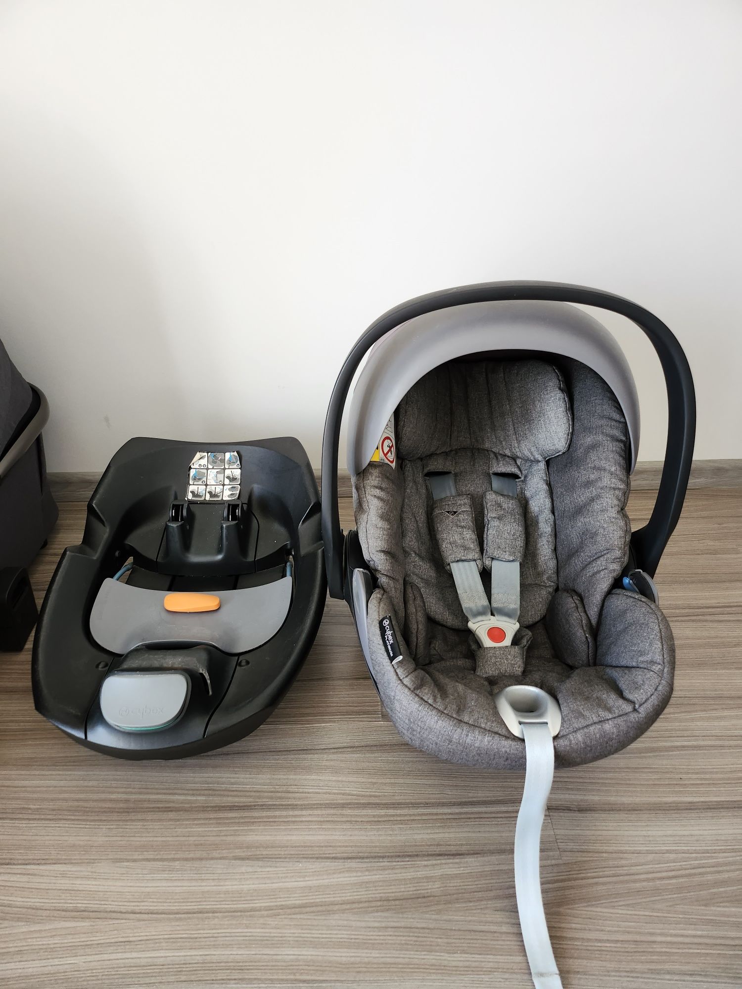 Fotelik baza cybex cloud