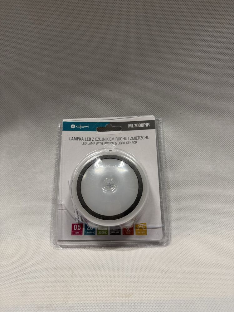 Lampka LED z czujnikiem ruchu i zmierzchu DPM ML7000PIR