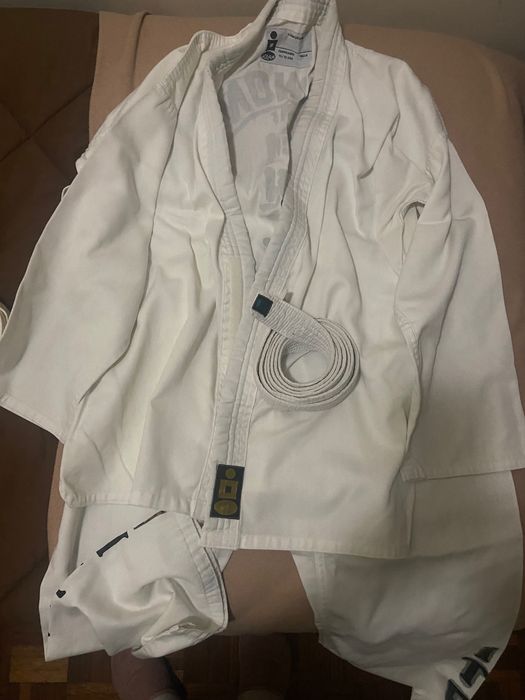 Dobok Golan novo