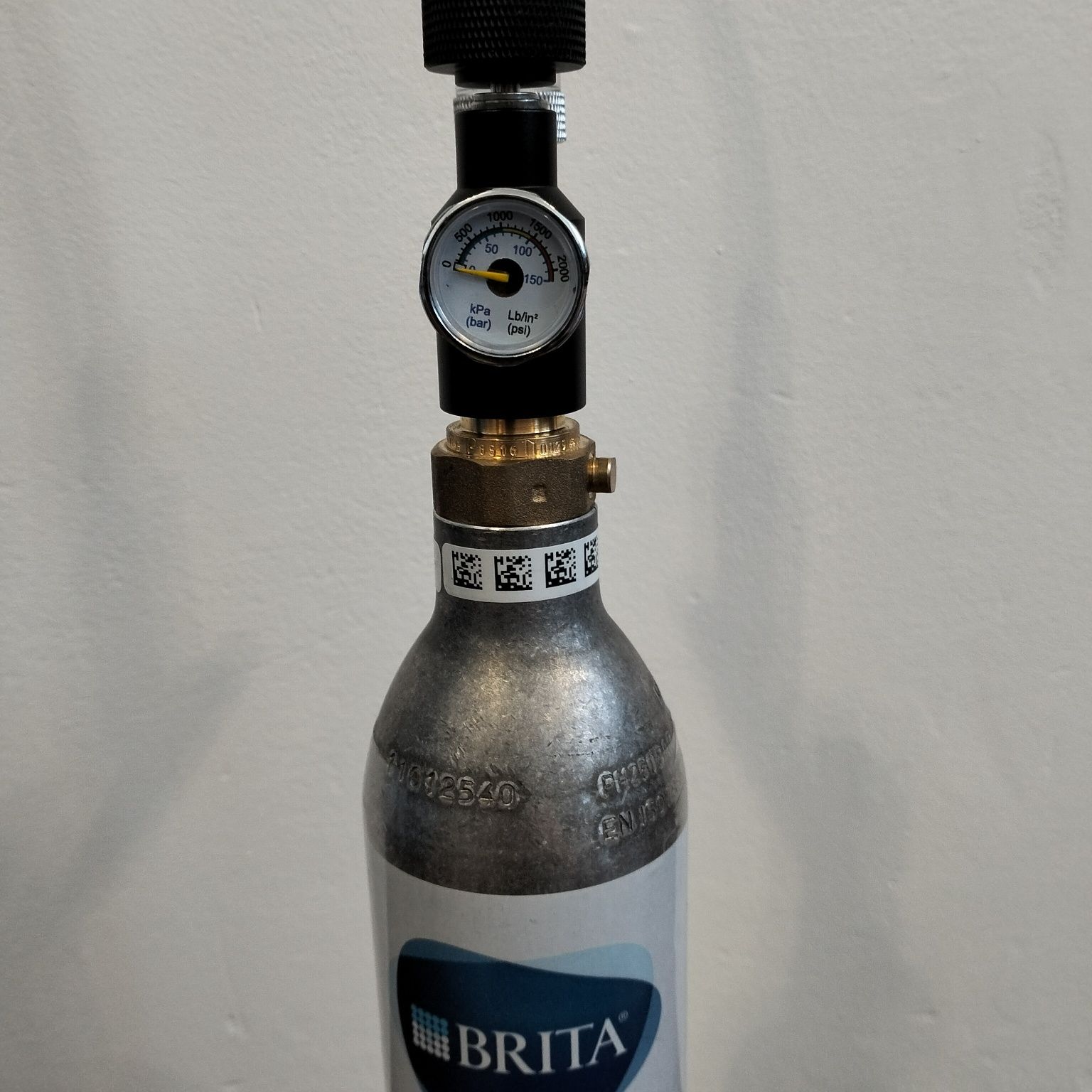 Co2 do akwarium sodastream  wysyłka