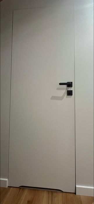 Drzwi ukryte eclisse standard 40 prawe 80