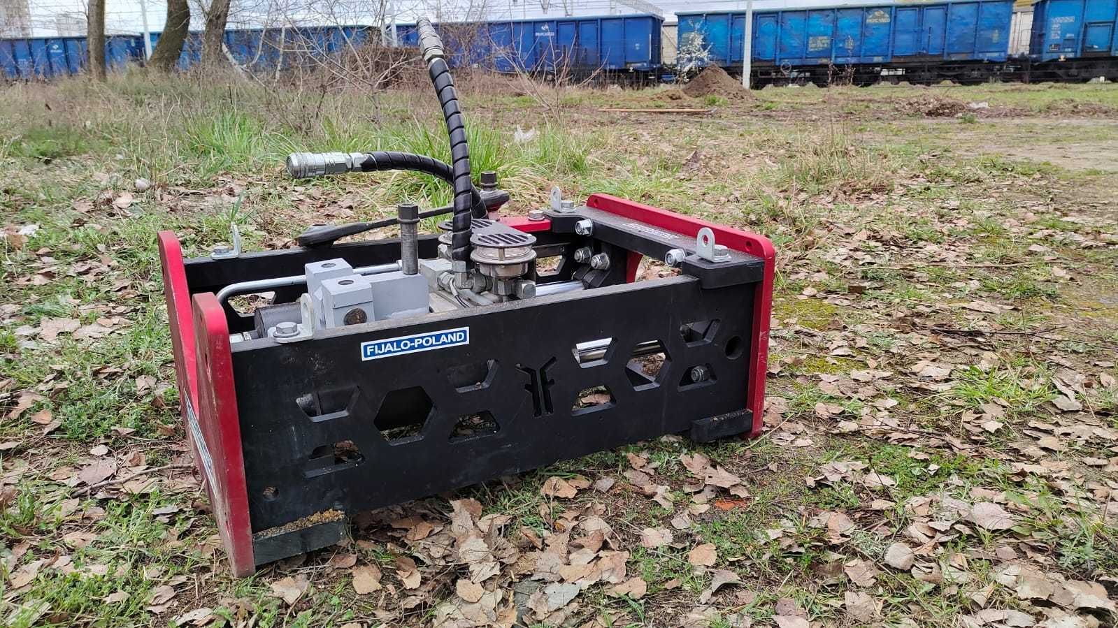 Sterowany przecisk hydrauliczny ALUSTEER