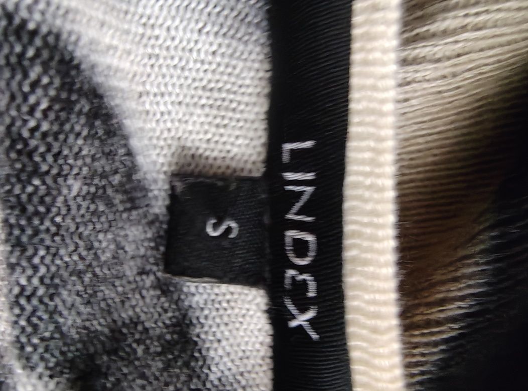 Cienki sweterek bez zapięcia S /M Lindex