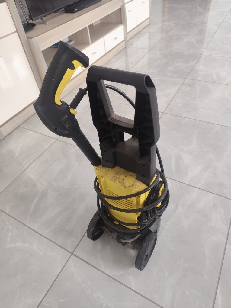 Myjka ciśnieniowa Karcher K3 – kompletna