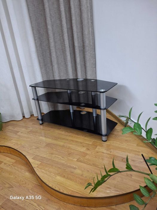 Тумба під телевізор скляна