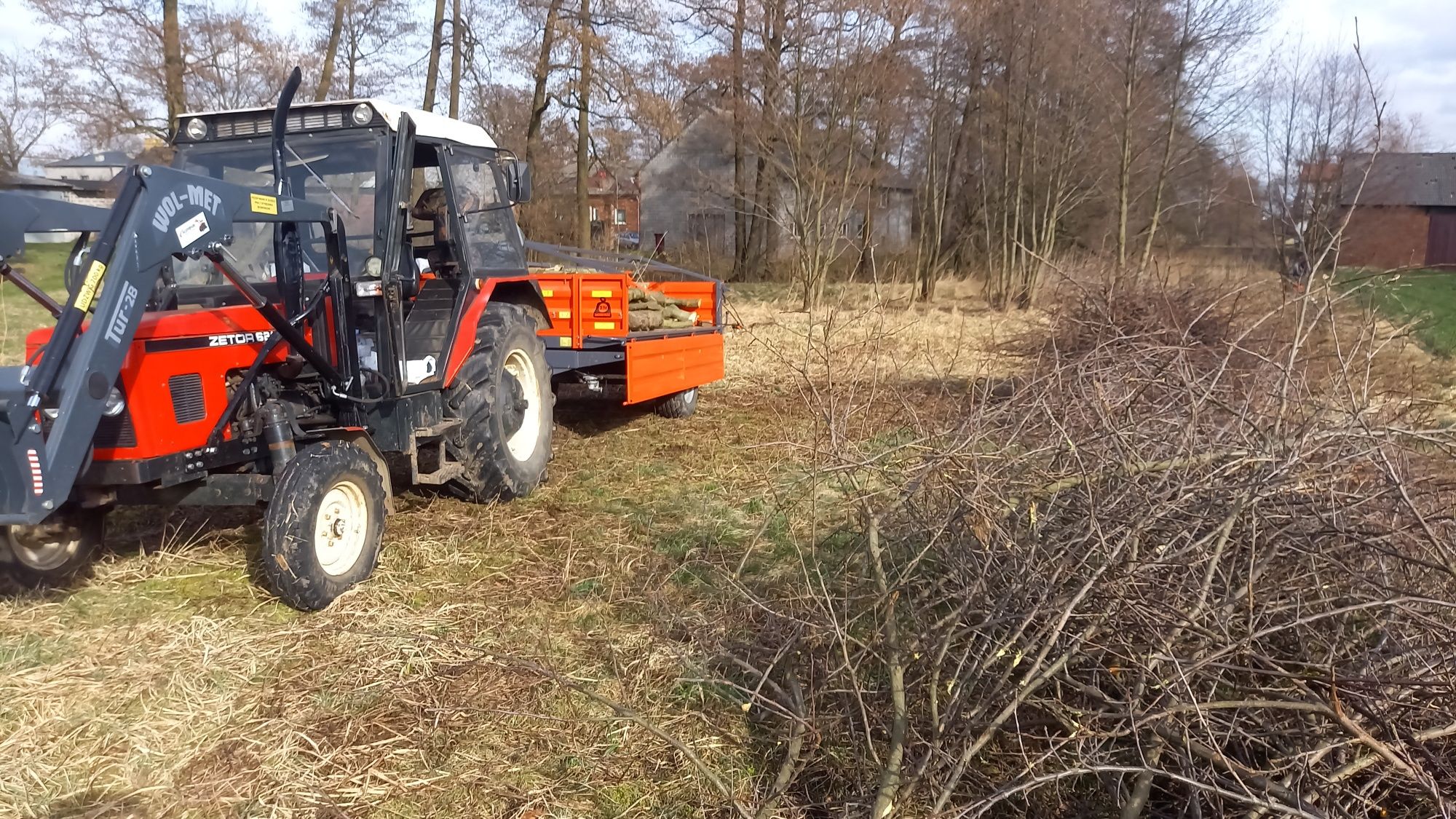 Usługi kosiarką bijakowa, glebogryzarką, ładowarka, wycinka, przyczepa