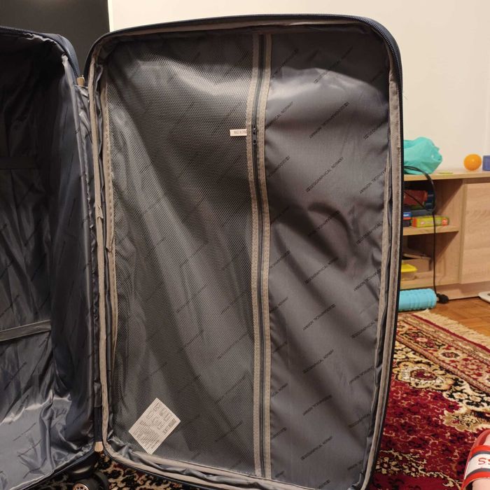 Sprzedam dużą walizkę XXL „Show” Geographical Norway