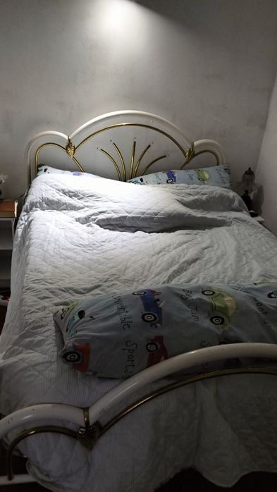 Cama Metálica com colção