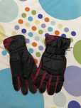 Luvas pretas para neve