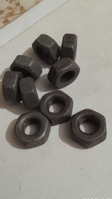 Гайка м10,м12,м20