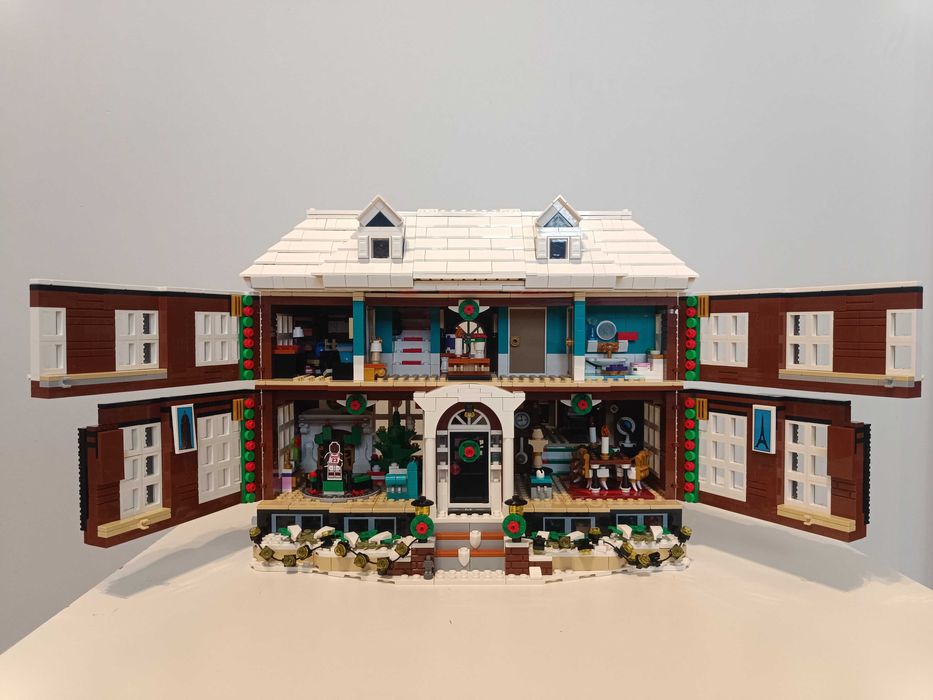 Lego Ideas 21330 Kevin sam w domu