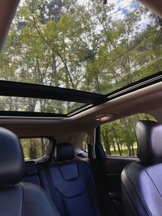 Авто Ford edge titanium