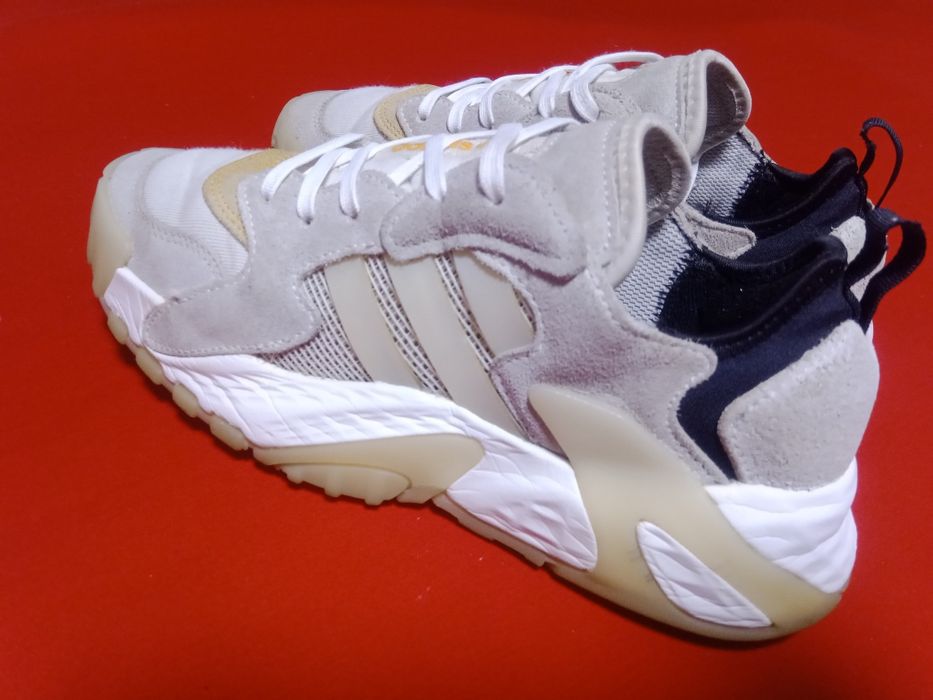 Кросівки Adidas Streetball low fw1215,розмір 36,довжина устілки 23 см