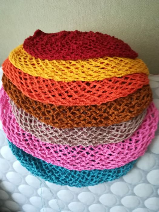 Siatki na zakupy, ręcznie robione.