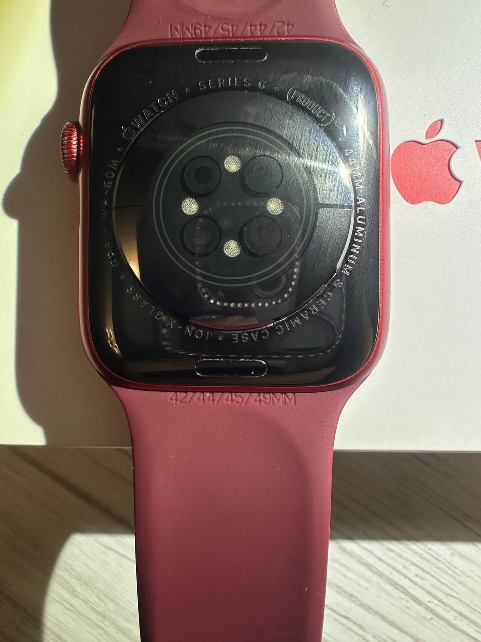 Годинник Apple Watch RED 6 series, 44 mm