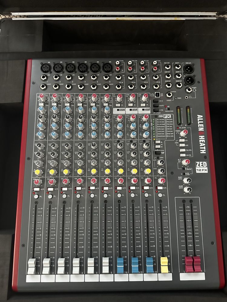 Allen & Heath ZED-12FX