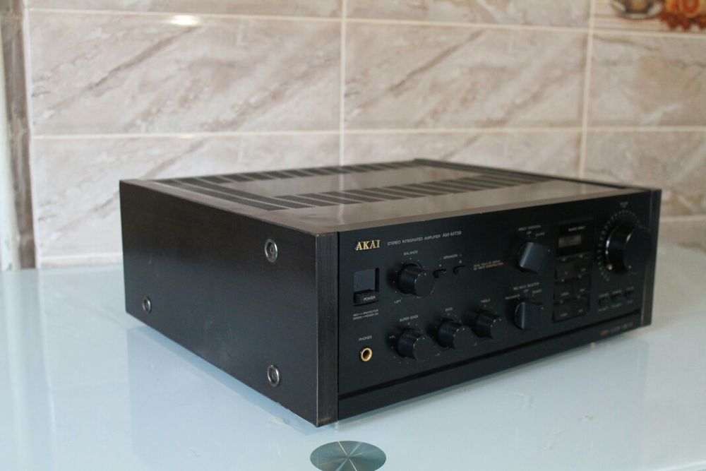 Akai AM-M 739 пред топовая модель