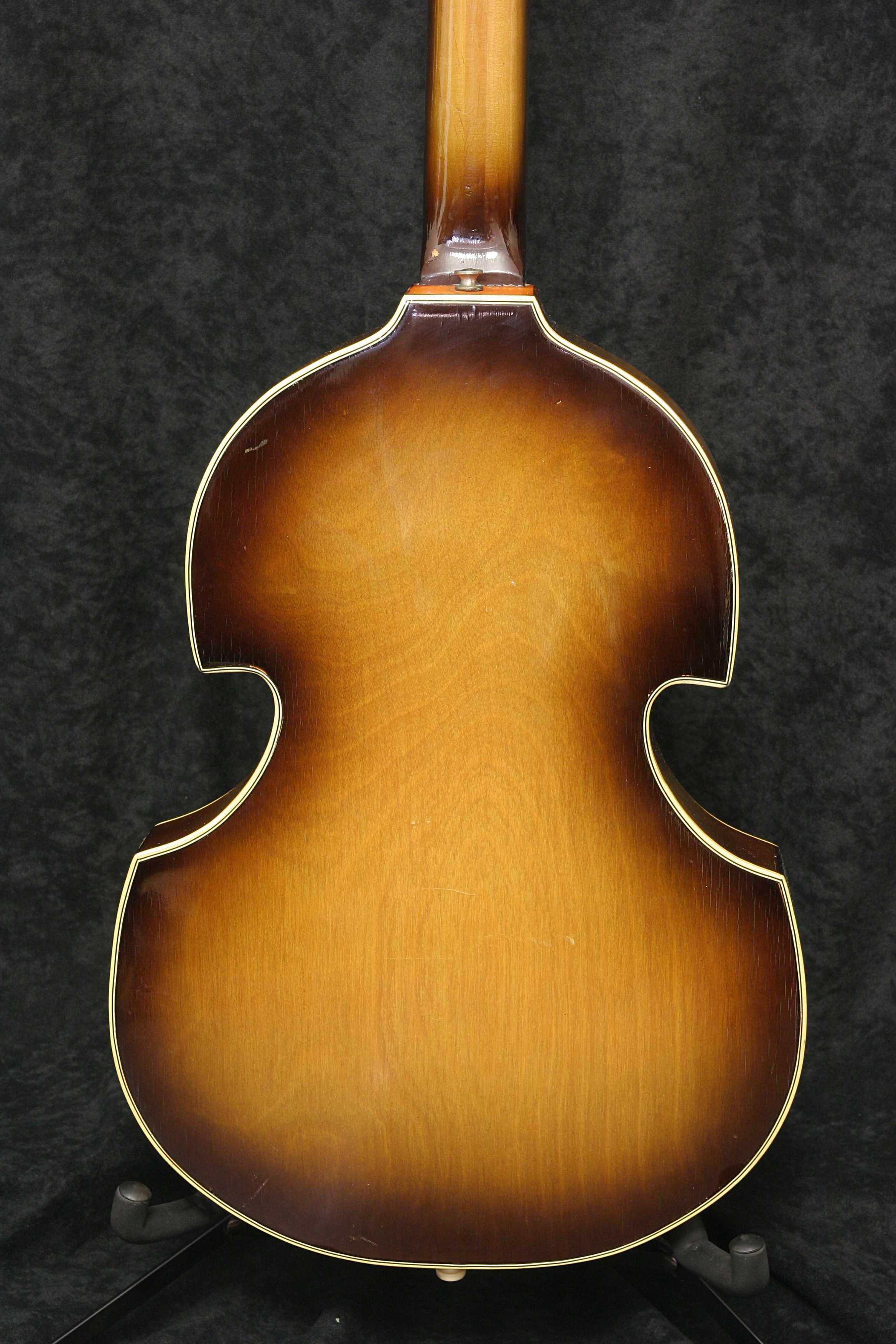 Elektryczna gitara basowa Huttl Beat Bass 1950's Sunburst