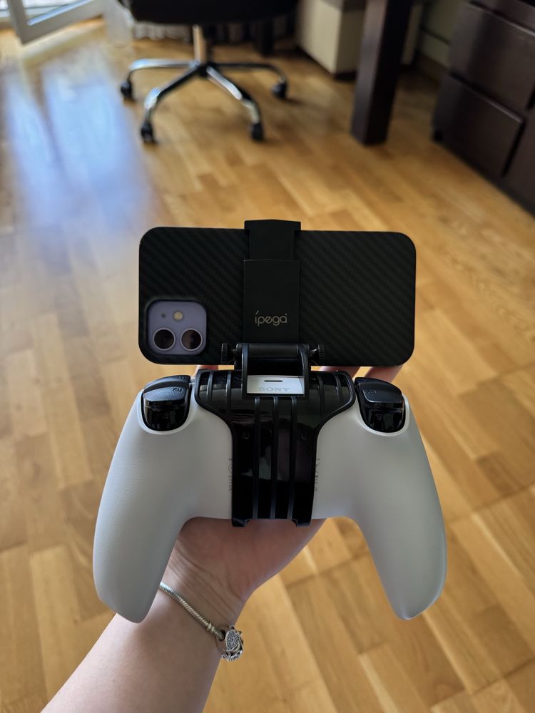 Тримач телефона iPega PG-P5005 для DualSense PS5