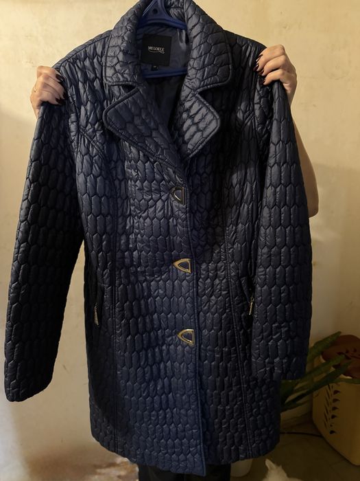 Осіннє стьобане пальто