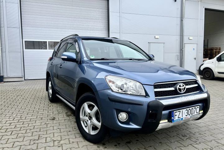 Toyota RAV4 2.0 VVT-i Sol Navi MS