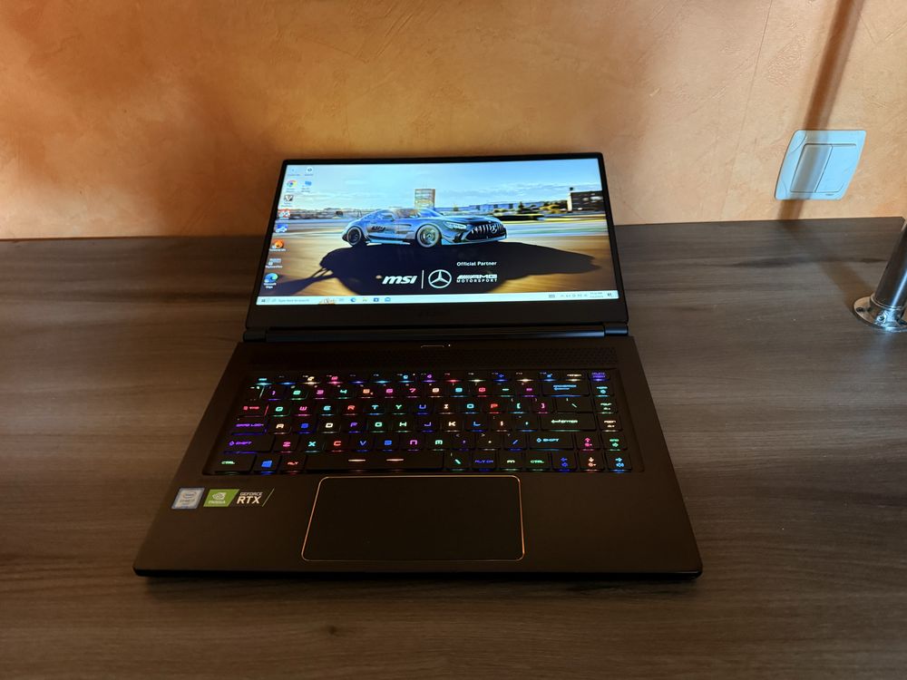 Ігровий ноутбук MSI Stealth (Core i7/RTX2070/16GB/512SSD/IPS 144hz)