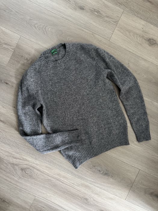 Сірий шерстяний светр джемпер benetton S чоловічий