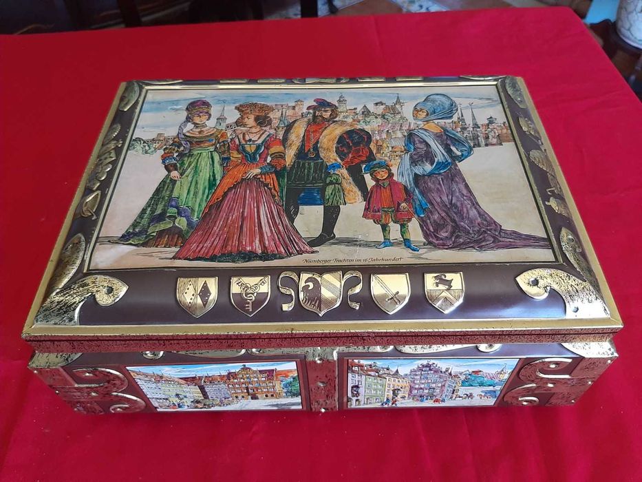 Varias caixas metálicas grandes antigas Vintage