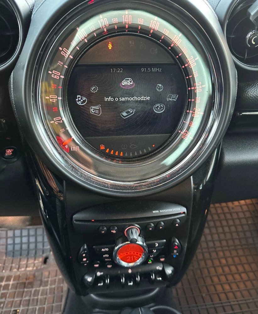 Mini Cooper Countryman 2.0 D | Automat | Panorama | 2 komplety opon